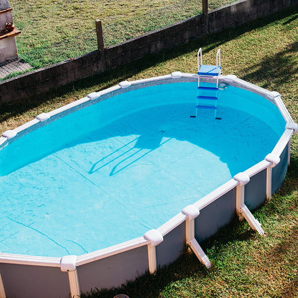 VISIT Linden's  Swimming Pool Showroom